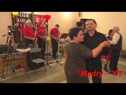 Wiejski KARNAWAŁ - Kapela "Od Połańca" czaruje swoją grą TAŃCZĄCYCH ! Nowy Dziebałtów 2020 r.