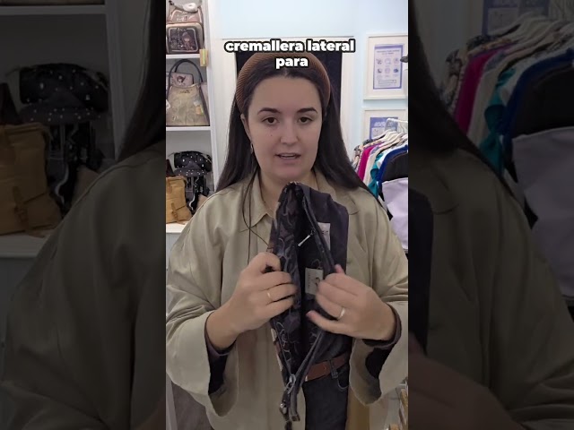 Vídeo relacionado con Kids Euroswan Paraguas de campana transparente de 48,26 cm, manual del Real Madrid FC, multicolor, Talla única