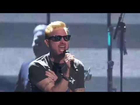 Sunglasses At Night - Corey Hart en prestation au gala des prix Junos 2019