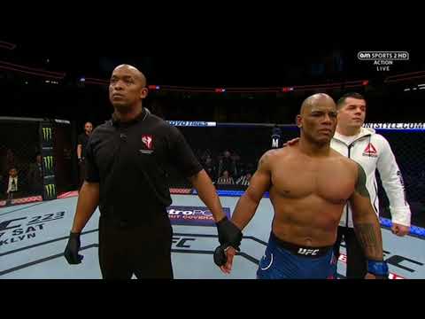 UFC 222 C.B. Dollaway vs Hector Lombard