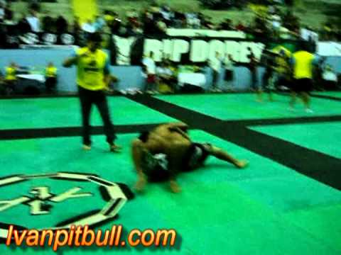 Ivan Pitbull(Peru) vs Joao Yoshimura(Japon) 8vos de final Copa Rip Dorey-RJ