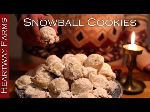 Holiday Snowball Cookies | Russian Tea or Mexican Wedding Cookie | Christmas Cookie Exchange Recipe