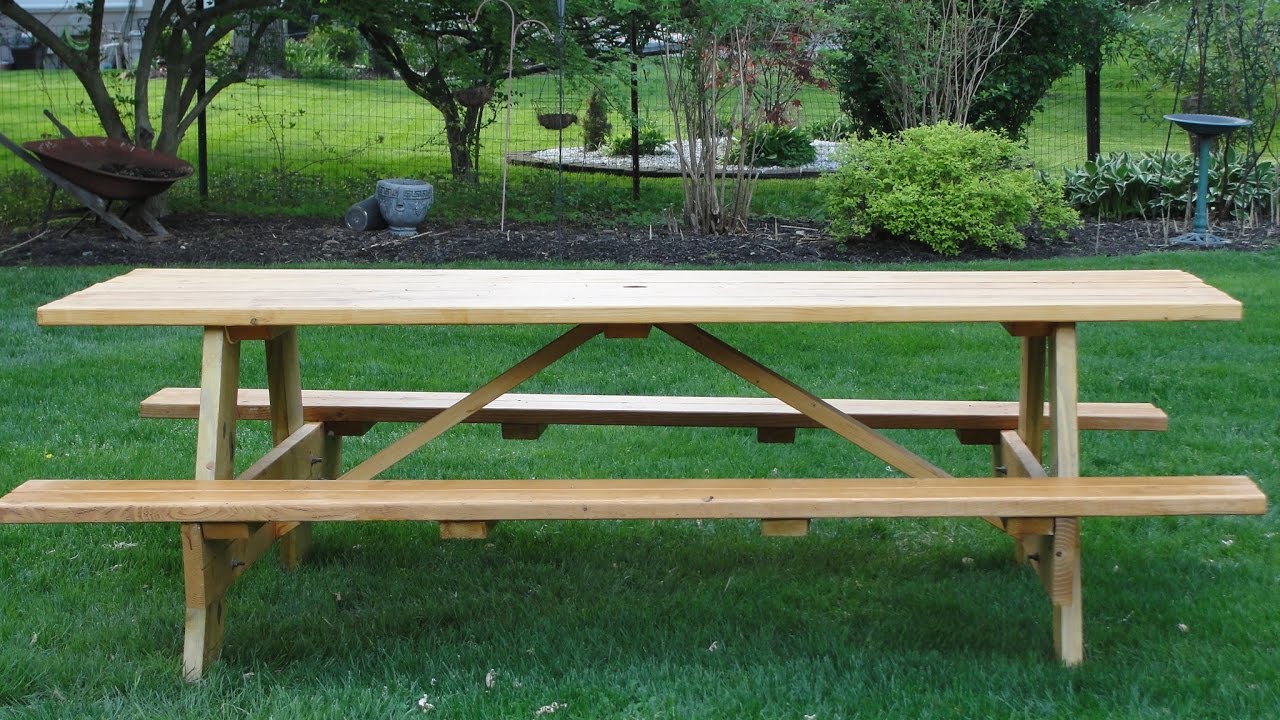 HOW TO MAKE A PICNIC TABLE