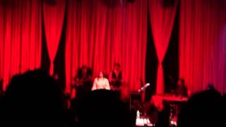 Sasural Genda Phool (Delhi 6) by Rekha Bhardwaj Live