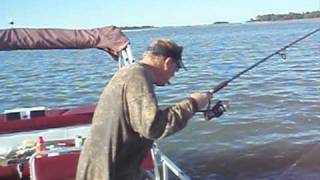 preview picture of video 'Fishing Trip Indian River Inlet 2009'