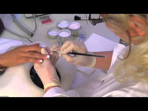 comment reparer de l'acrylique