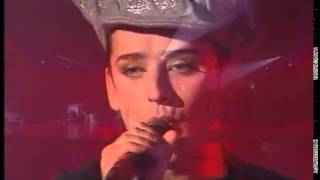Boy George &amp; Liane Foly. Fever (Duet live Taratata 1995)