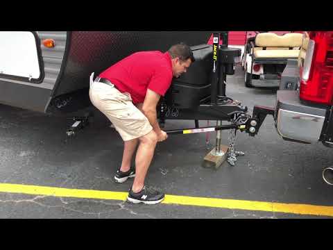 How to hook up a Equalizer E4 Sway Control Weight Distribution Hitch to a Travel Trailer Camper