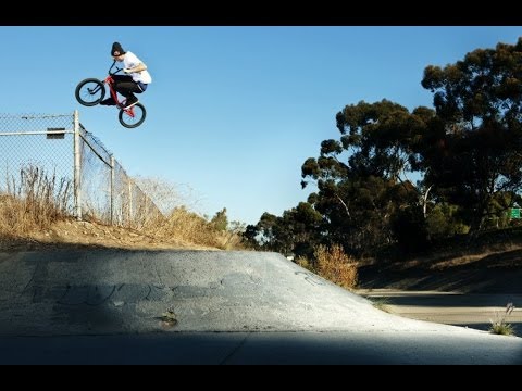 Bruno Hoffmann's freestyle BMX session through Israel