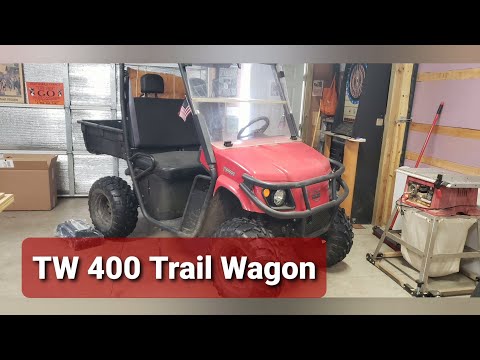 TW 400 Trail Wagon. Rear transaxle and Honda engine oil change.