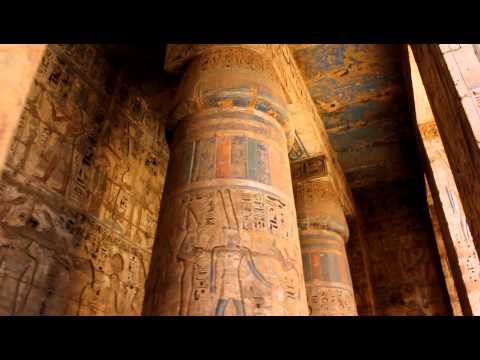 Ramses III Funerary Temple-a walk through a pillared room