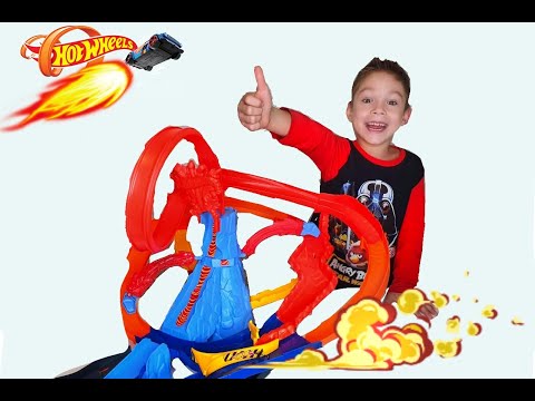 Хот Вилс Трек ВУЛКАН и МАШИНКИ Hot Wheels / Гонки и треки для детей/ VOLCANO Escape