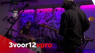 Death From Above - Holy Books live at 3voor12 Radio