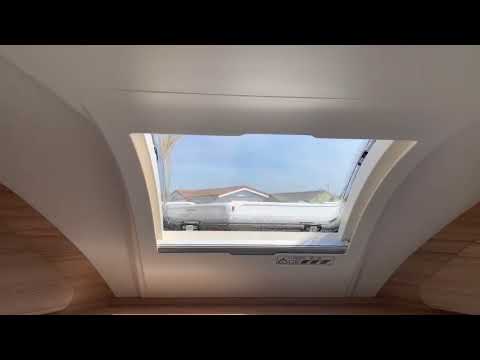 Lunar Solaris 544 2019