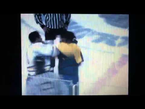 Anthony Collins vs Daniel Amesbury