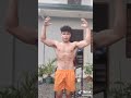 Good morning / Bodybuilder big muscle flexing