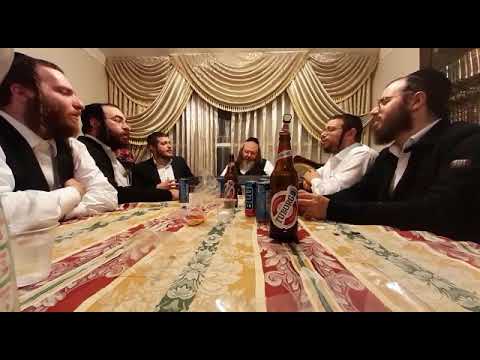 Meir Adler, Mendy Weiss, Neshama Choir - Torah Hakdosha (הלב שלי)