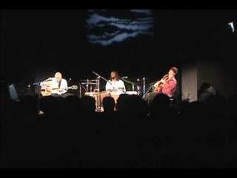 Betancourt Trio. Swallow Hill 2/15/08 - Roundabout Crash
