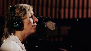 Toute une vie Music Video