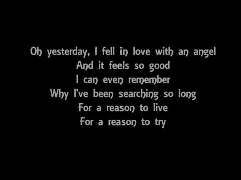 Lou Berry - Blue Sky ft. Eylia (lyrics)