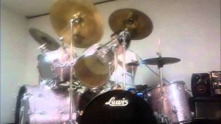 Strata In A Sweet Dream Drum Jam