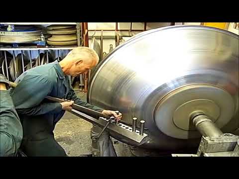 download lagu mp3 mp4 Metal Spinning, download lagu Metal Spinning gratis, unduh video klip Metal Spinning