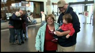 preview picture of video 'Holiday flying a breeze at Bradley Airport'