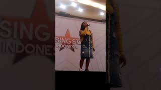 PECAH,, MARIA SIMORANGKIR BERI SURPRISE KEPADA PESERTA RISING STAR