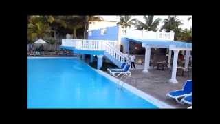 preview picture of video 'Melia Cayo Guillermo, Cuba:  Part 4 - The Pool'