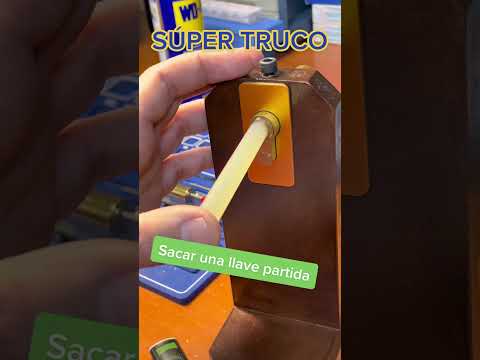 Como sacar una llave partida de un bombin. Barra de silicona caliente