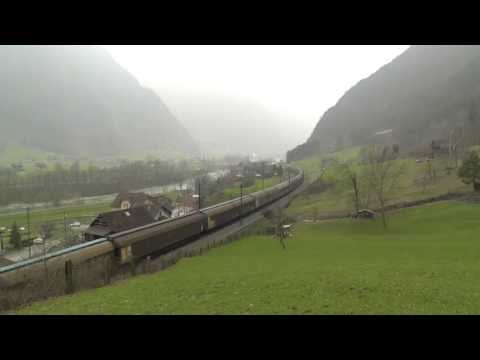 Bahnverkehr in Erstfeld am 6.4.13 "CTD am Berg"