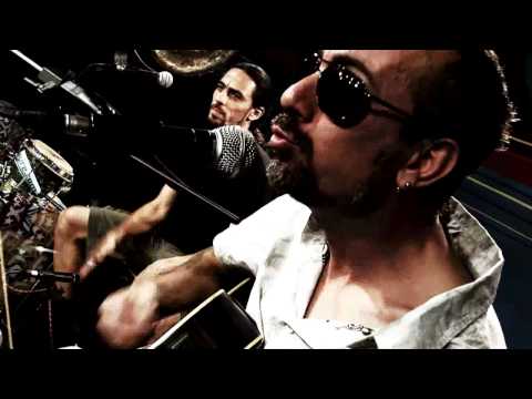 Neto Trindade em "Uma canção" no Estúdio Showlivre 2010