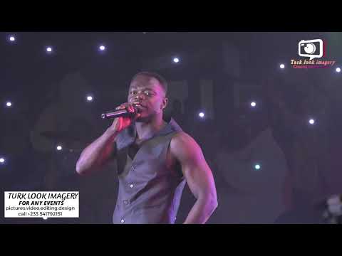 Edy. C Radio: PERFORMANCE