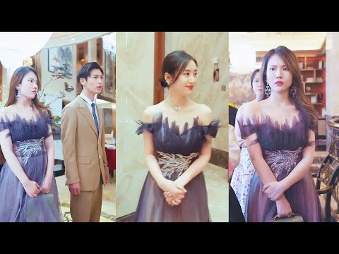 ในงานเลี้ยงเธอกับนายหญิงสวมเสื้อผ้าชุดเดียวกัน เธอถอดผ้าคลุมออก และประธานาธิบดีก็ละสายตาจากเธอไม่ได้
