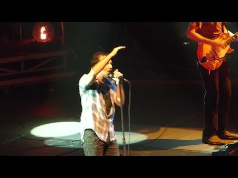 Pearl Jam: Red Mosquito [HD] 2013-10-15 - Worcester, MA