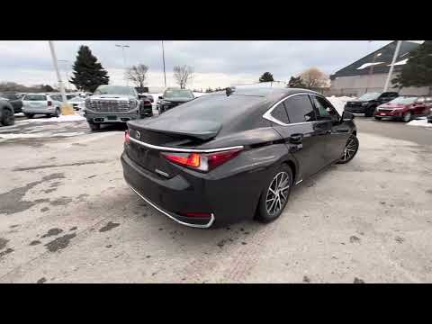 2022 Lexus ES ES 300h Auto in Black for sale at Boyer Pickering Chevrolet Cadillac Buick GMC Ltd. in Pickering, ON