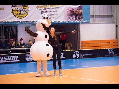 Vánoce na míru (Ewa Farna): Vali Angel