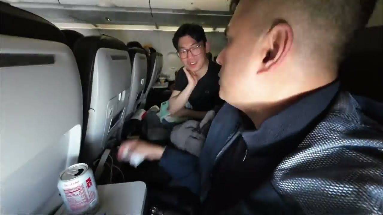 Macondo Lounge thumbnail