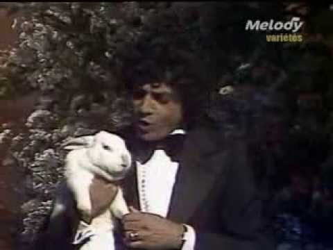 Enrico Macias - Les animaux ont defile