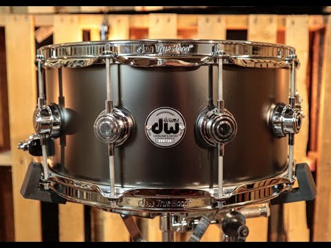 DW 6.5x14 Collector's Satin Black over Brass w/ Black Nickel Snare Drum - DRVD6514SVNBK image 7