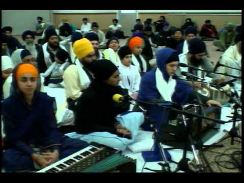 047 Toronto Dec. 2013 Smaagam - Raensabaayee Keertan - B. Tarandeep Kaur Jee