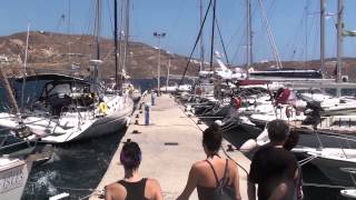 preview picture of video 'SAILING ADVICE - HARBOUR SERIFOS (CYCLADES) IN STRONG MELTEMI GUSTS'