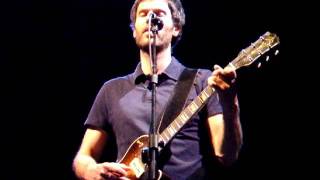 Piers Faccini - A storm is gonna come (live 2011)