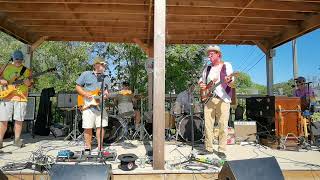 China Cat Riders play \