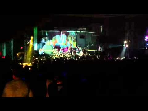 Bouncing Souls and Hot Water Music - Wayfarer live at FEST