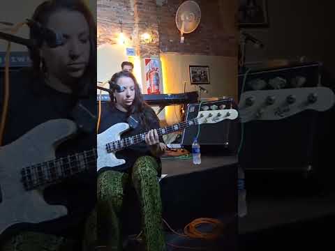 Loli Álvarez y la Living Groove en Hudba #musica #rocknacional #Loli #livemusic #LoliAlvarez