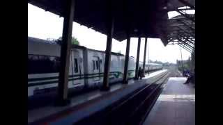preview picture of video 'KA1-KA4 Argo Bromo Anggrek Stasiun Lamongan'