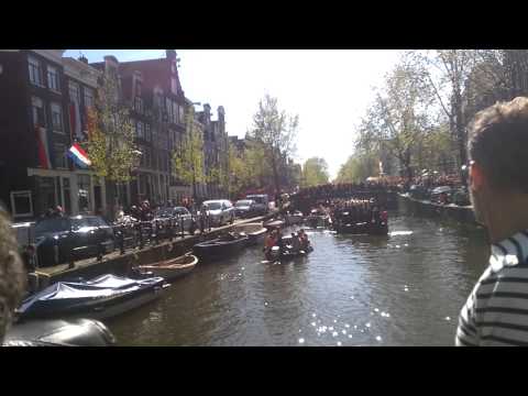 1. Nick Warren & Johnny de Mol, King's Day 2015