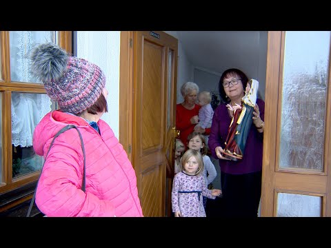 Frauentragen und Adventsfenster