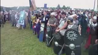 preview picture of video 'Drachenfest 2012 Endschlacht Helmcam Episode 2 - Ankunft des Blauen Lagers auf dem Schlachtfeld'